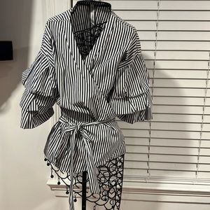 Women wrap around shirt